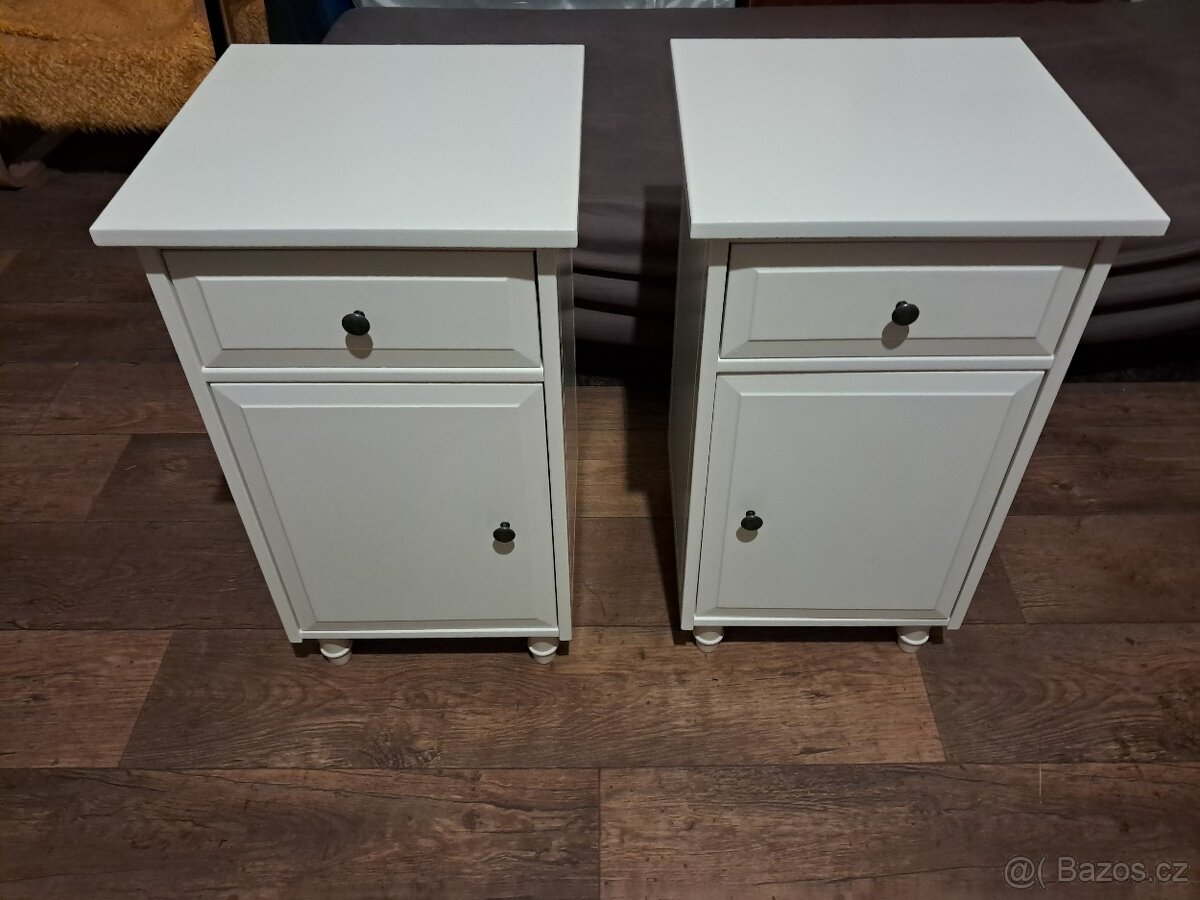 2x Ikea noční stolek Hemnes