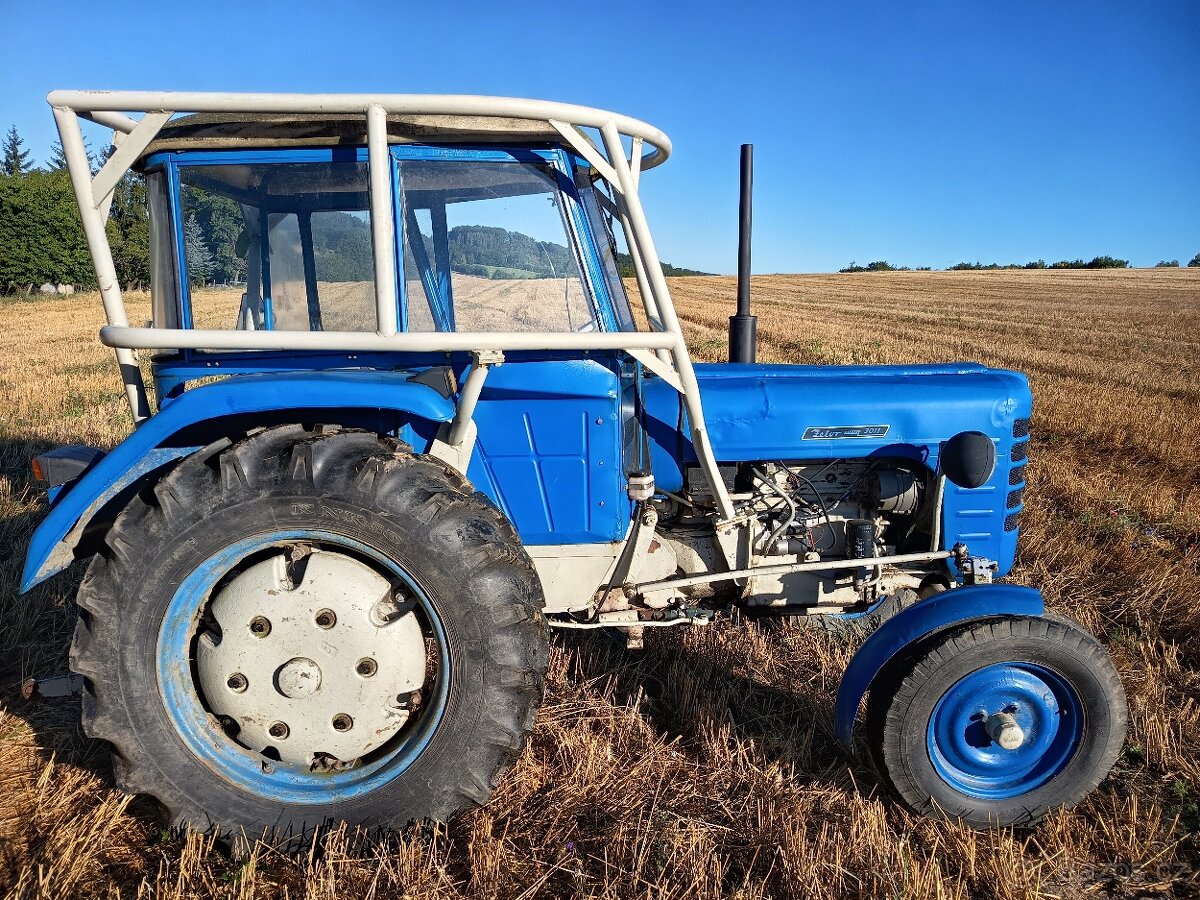 Traktor Zetor 3011