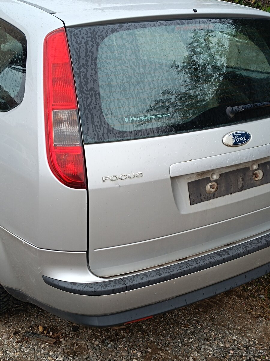 Ford Focus kombi r.07 1.6 Náhradní díly