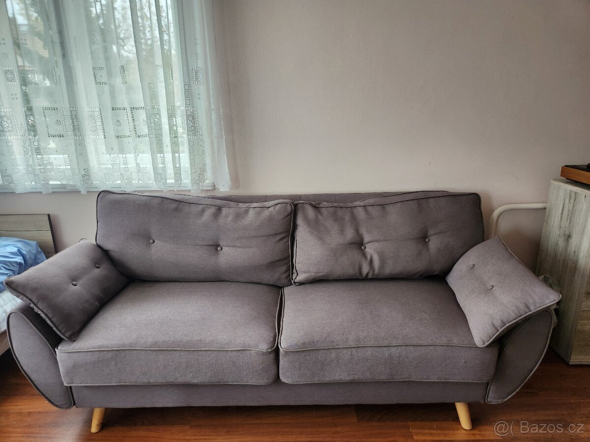 Dvoumístná rozkládací pohovka