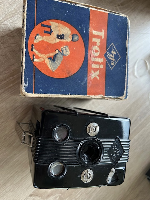 Starozitny fotoaparat Agfa Trolix