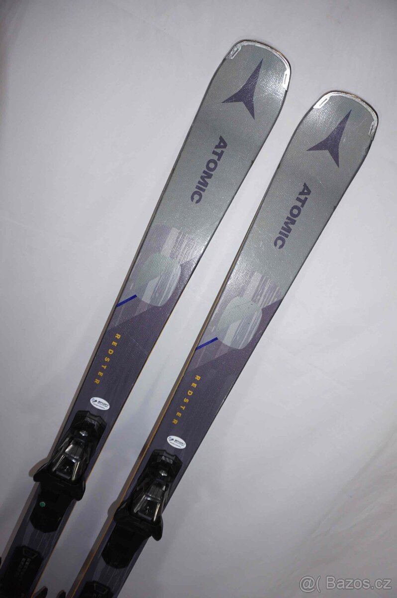 Carvingové lyže lyže Atomic Redster Q6 23/24