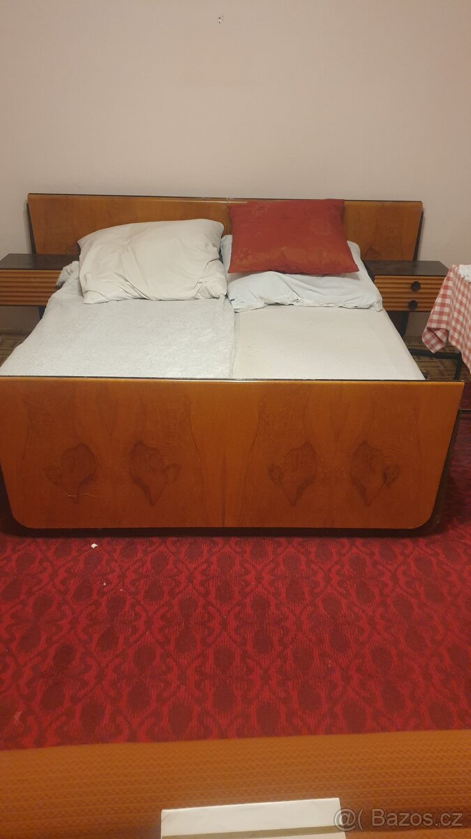 Manželská postel  v.č. nočních stolků