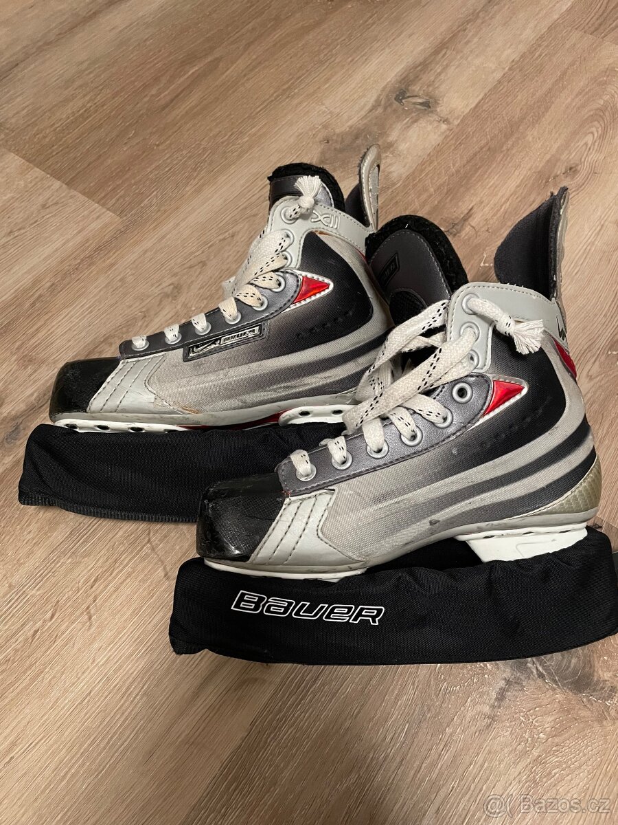 Hokejové brusle Bauer vel.38,5