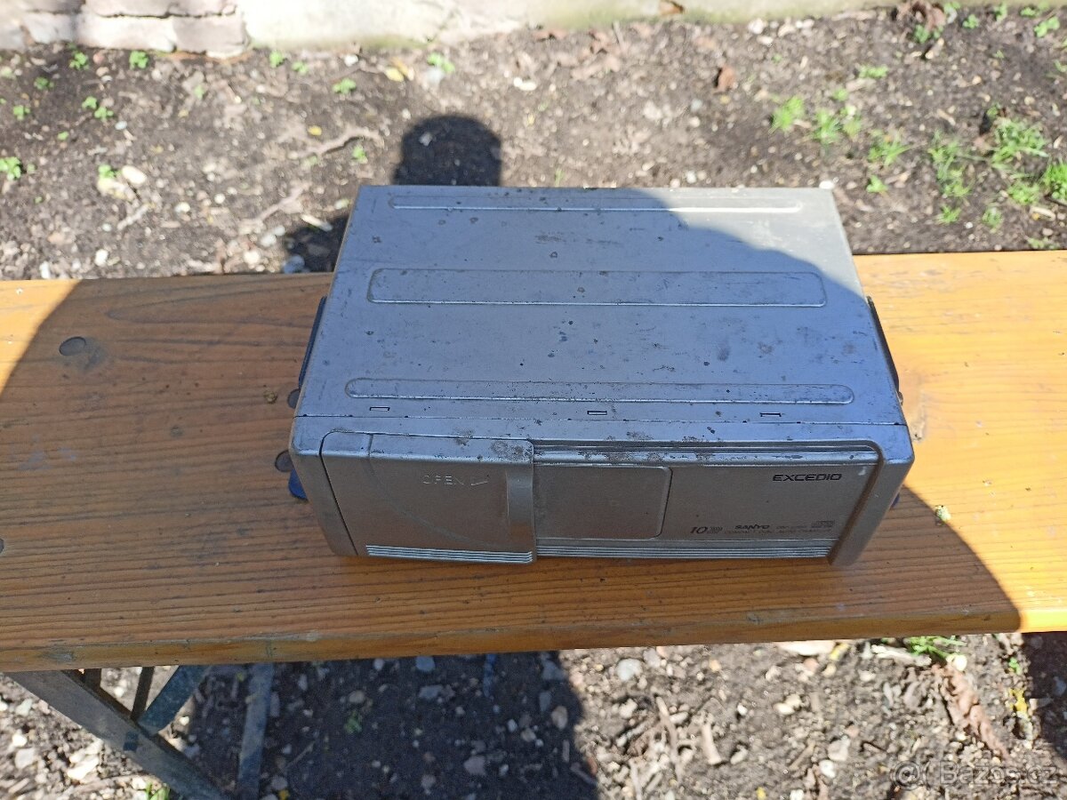 CD Changer Sanyo
