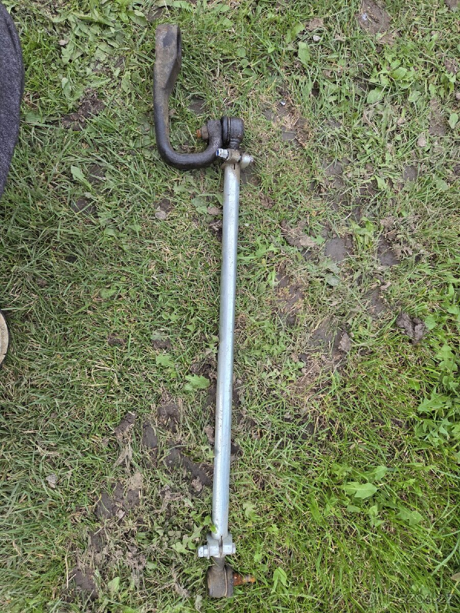 Multicar m25 tyč řízení