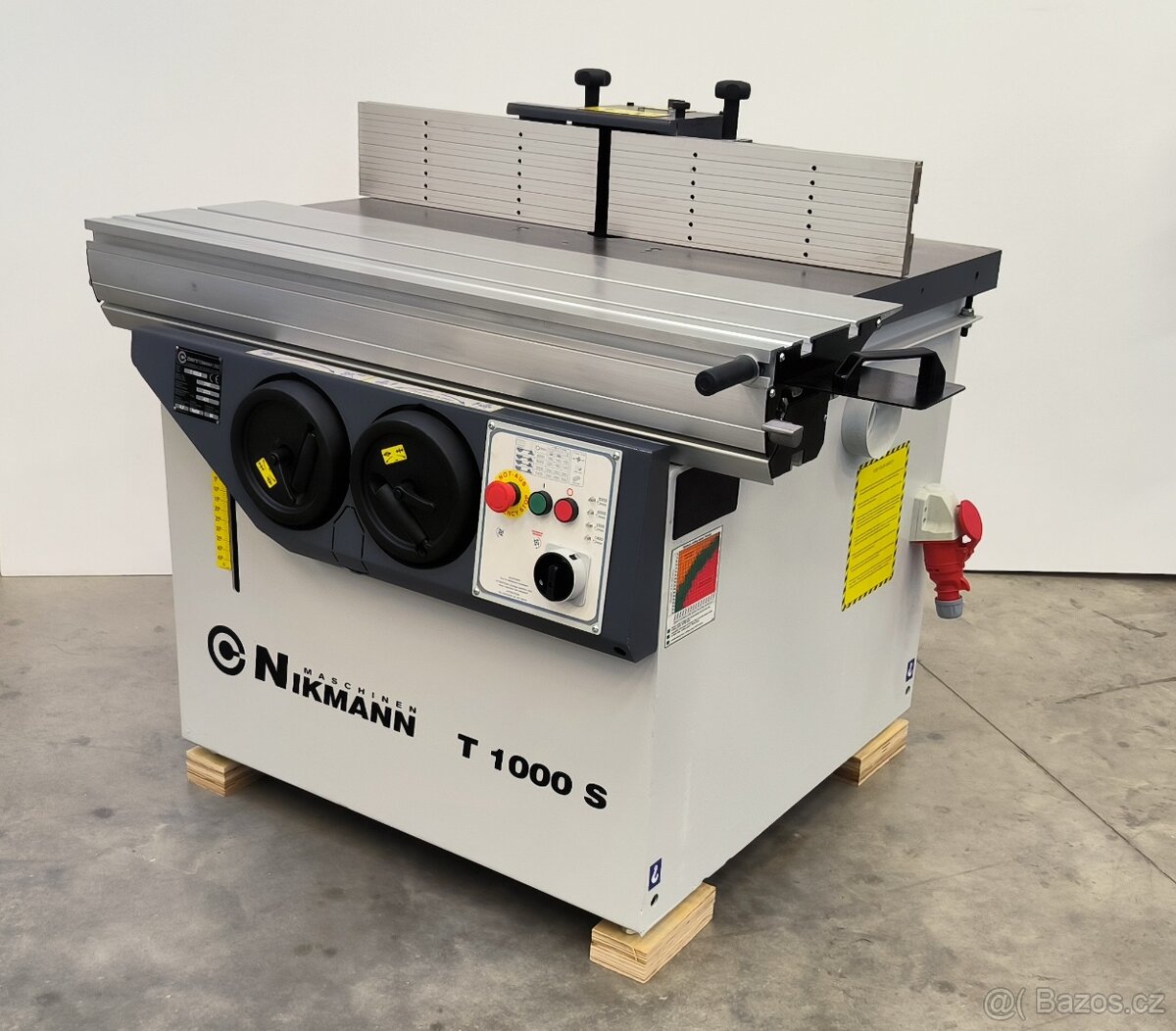 Spodní frézka NIKMANN T1000S s posuvným stolem