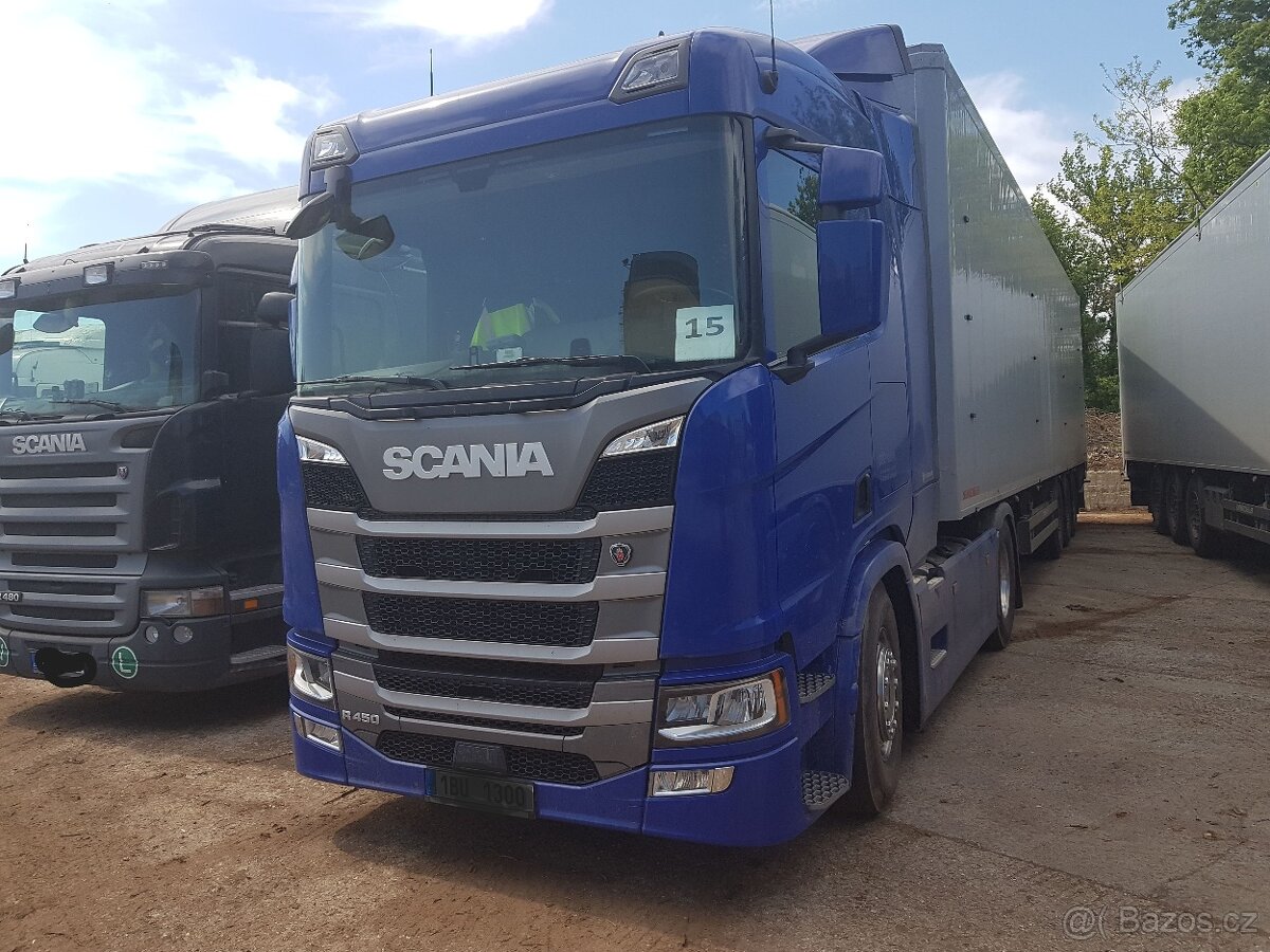 Přijmeme řidiče sk. C+E a strojníka kolového nakladače