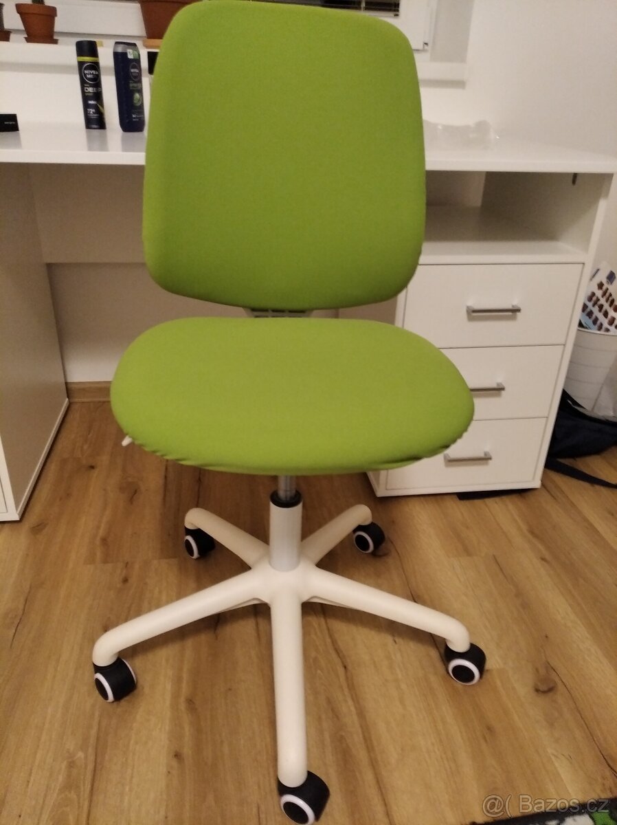 dětská otočná židle