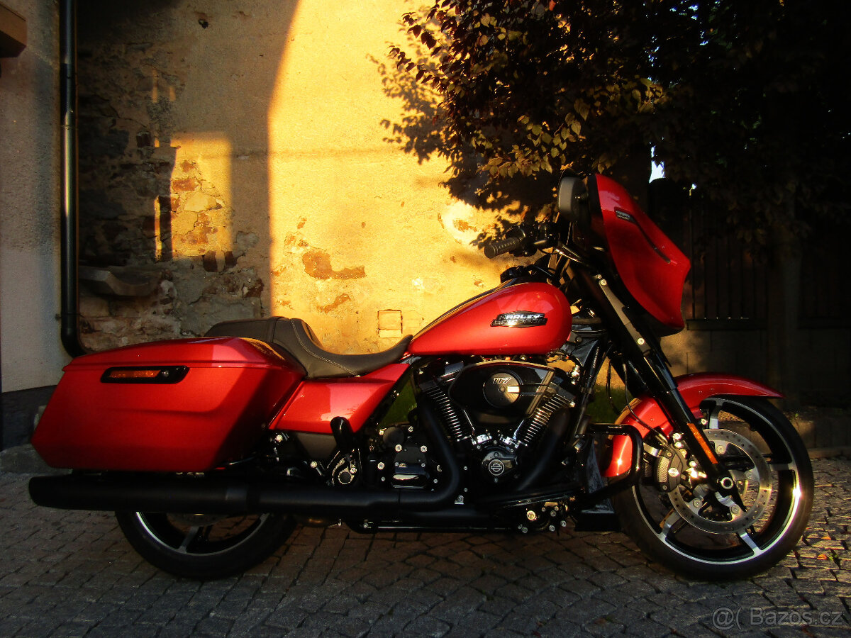Harley Davidson FLHX 117 Street Glide 2025