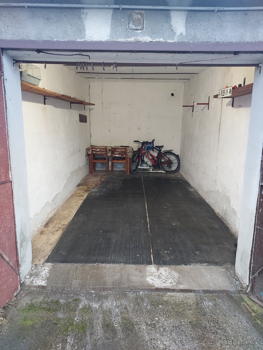 Garáž v centru Břeclavi