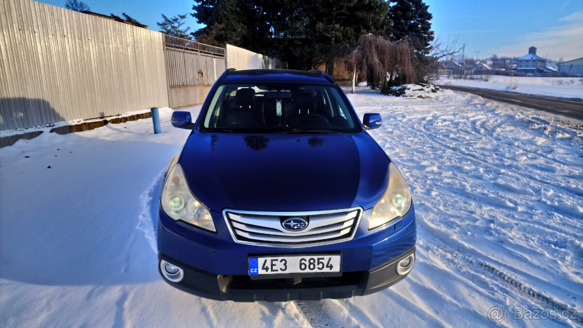Subaru Legacy Combi 2.5i automat 2011
