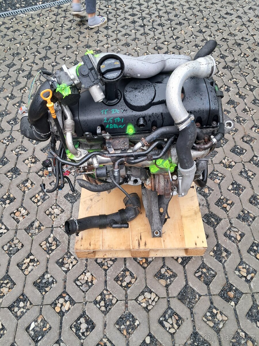 Motor 2,5 tdi 128kw typ BPC kompletní top