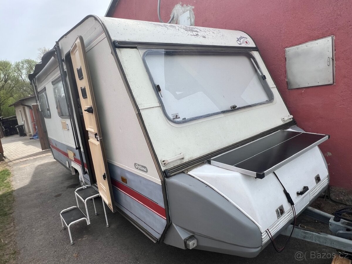 Karavan Adria 2+2 děti