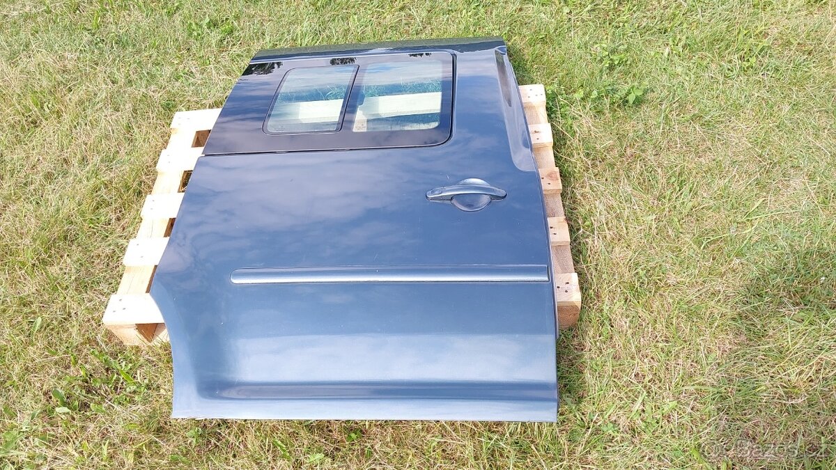 VW CADDY – DVEŘE PRAVÉ ŠEDO-MODRÁ