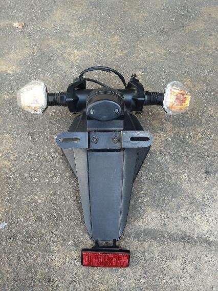 Zadní blatní s blinkry a osvětlení spz, Kawasaki ER-6n.