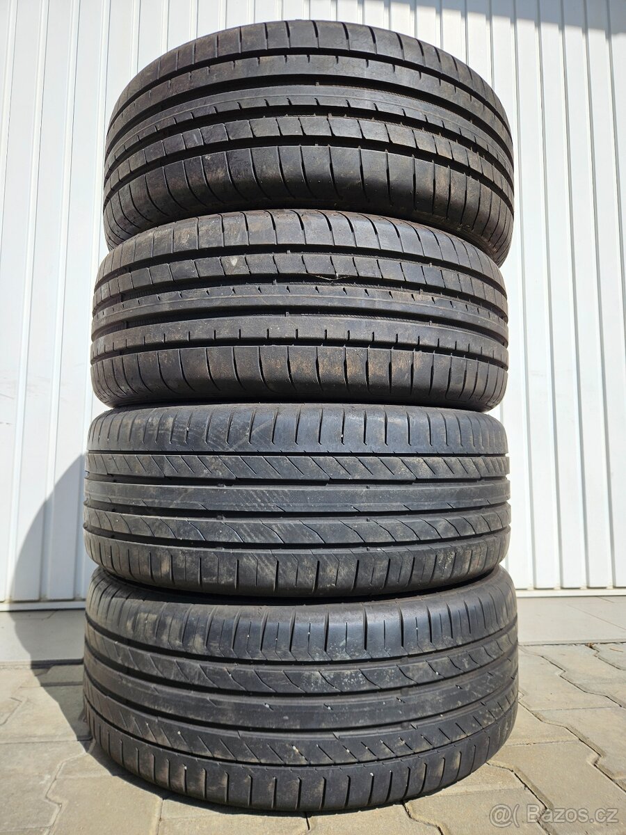 Letní Pneu 235/45/19