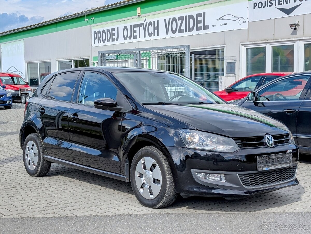 VW POLO 1.2HTP 51kW 2012 JEN 100TKM SERVIS