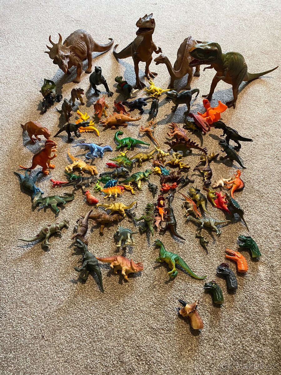 Sbirka dinosauru
