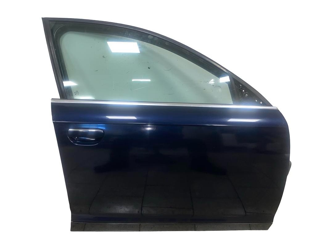 Pravé přední dveře tmavě modrá LZ5D Audi A6 C6 4F r.v. 2006