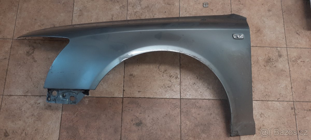 levý přední blatník A6 4F