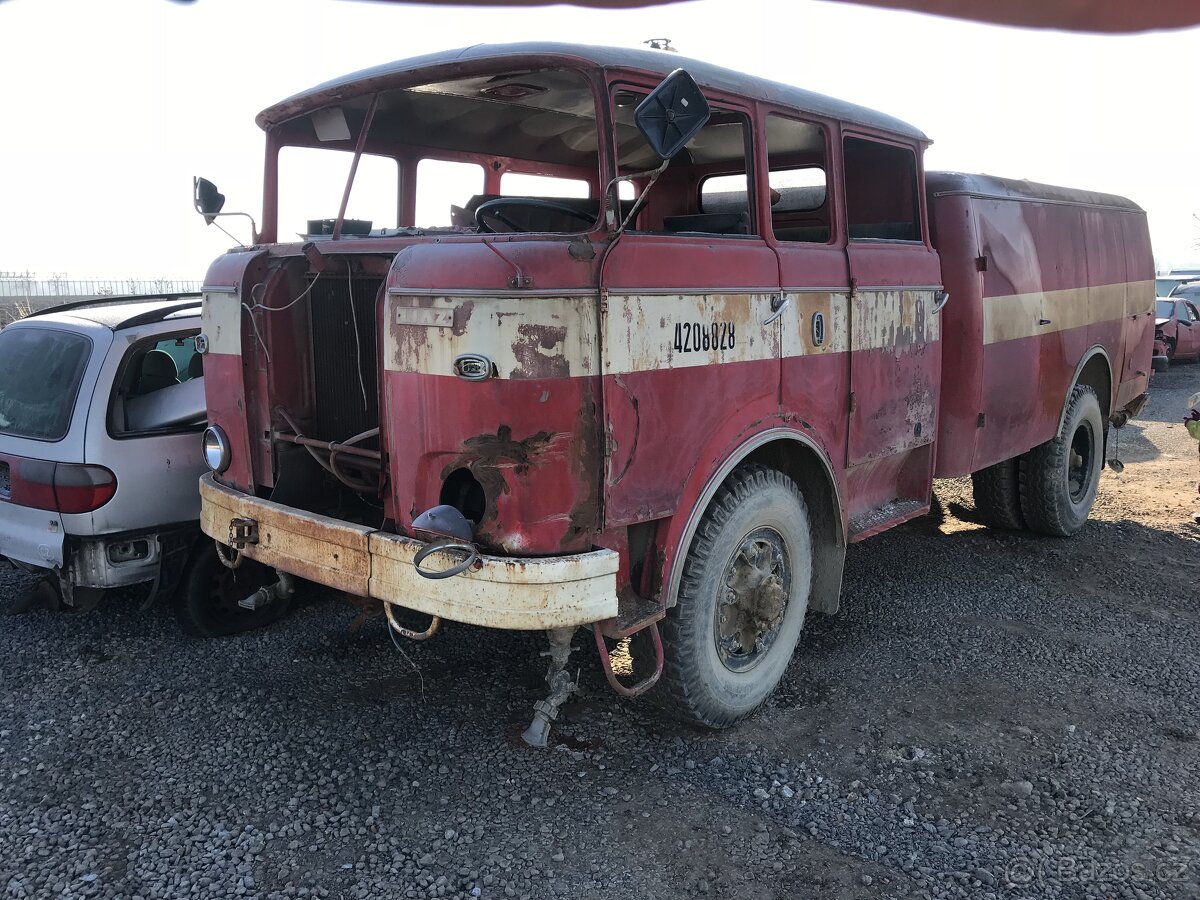 CAS 25 Škoda 706 RTHP 4x4 - díly