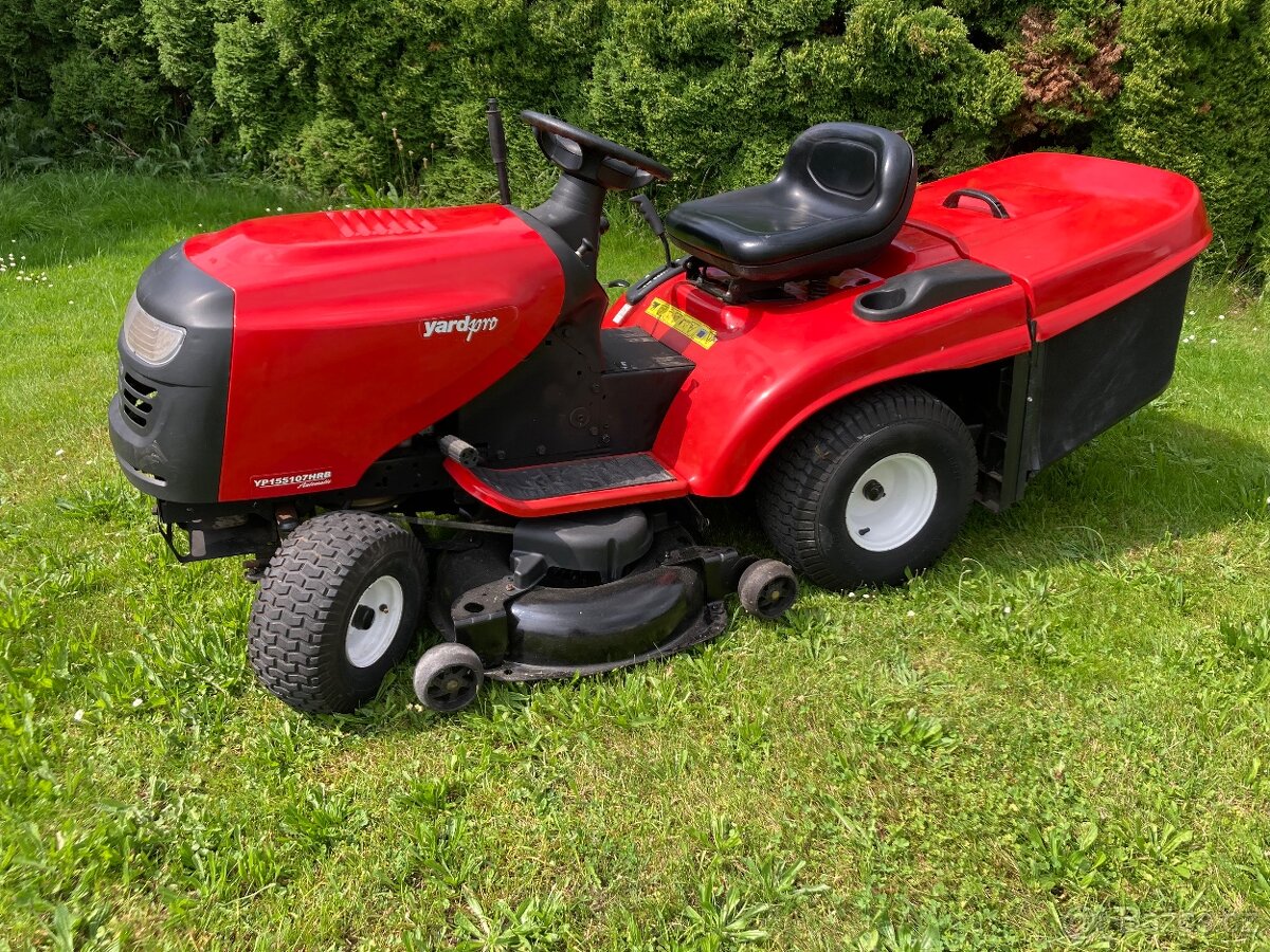 Zahradní traktor Jonsered , Yard Pro