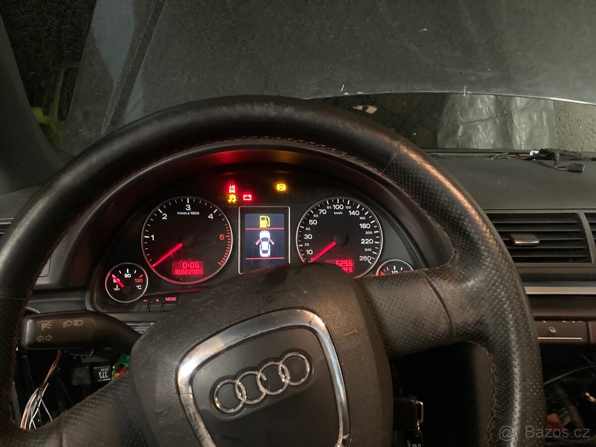 Budíky Audi a4 b6 b7