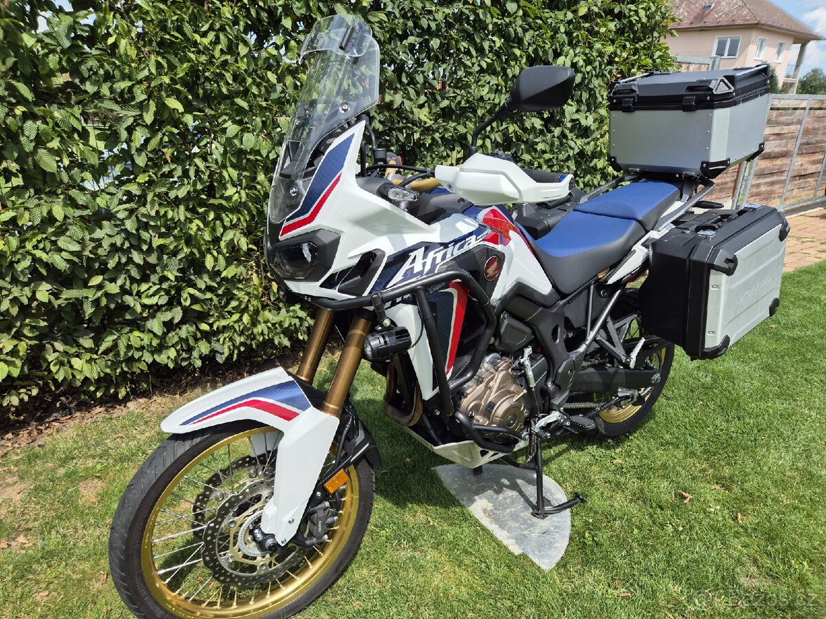 Honda crf 1000 Africa Twin pouze 9500 km