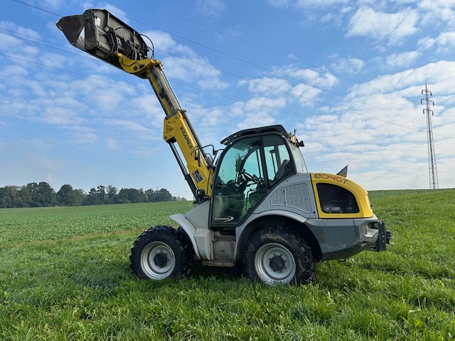 nakladač Kramer 8095T