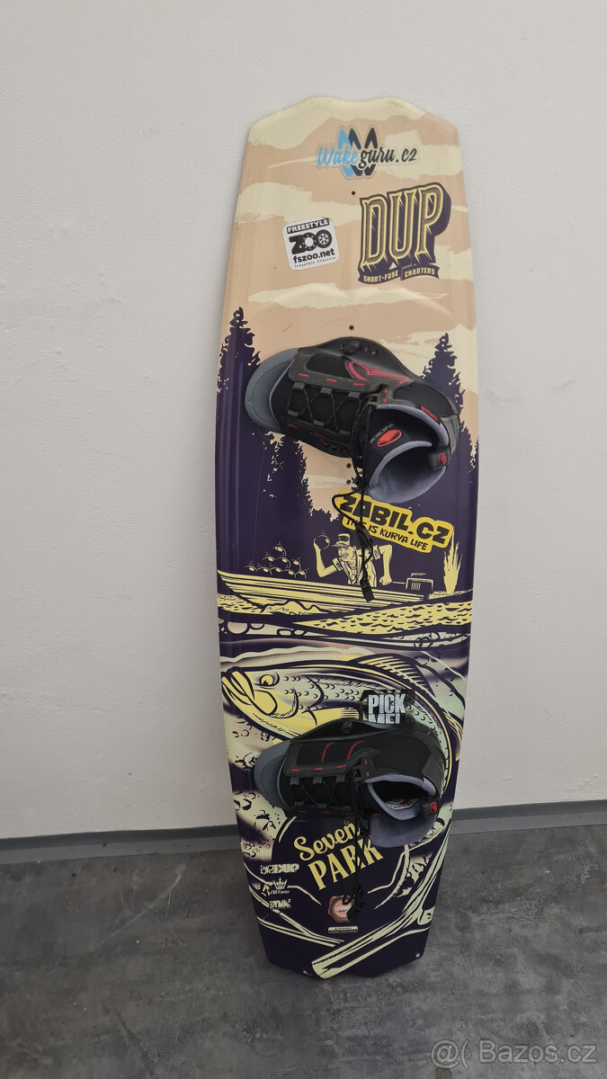 Wakeboard DUP Seven park 137 + vázání Liquid Force Index