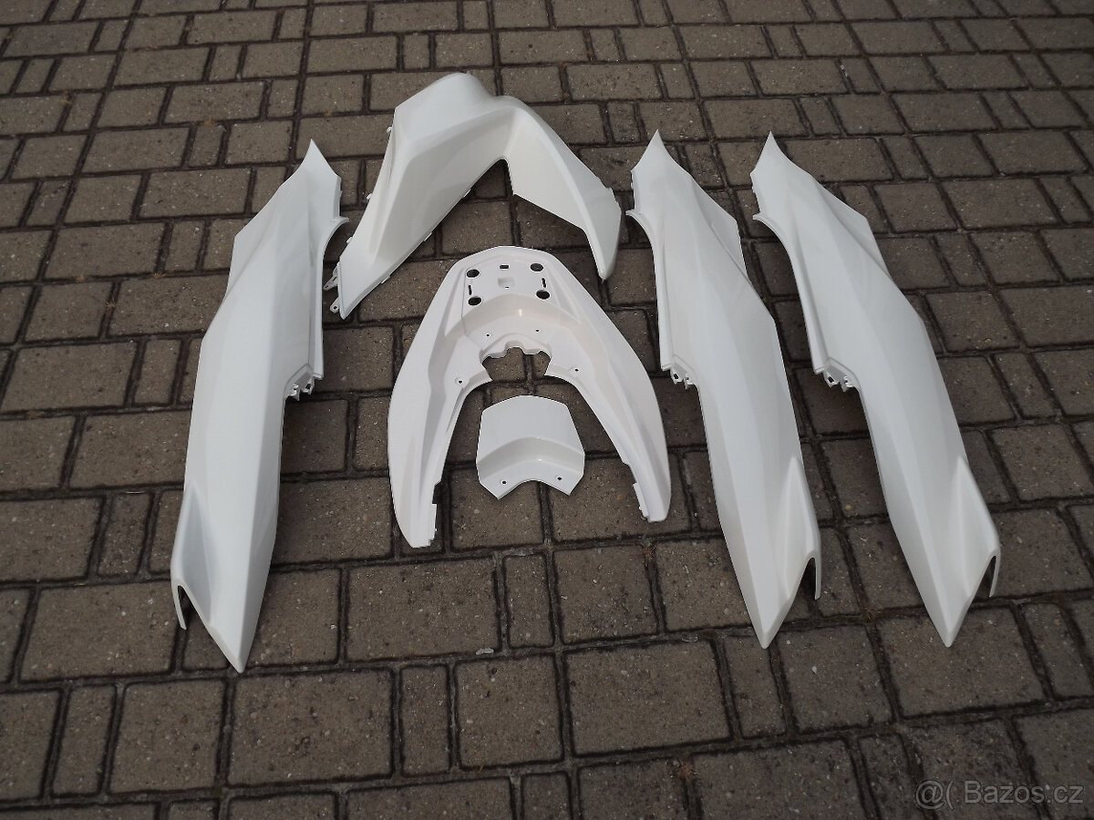 Honda PCX 125 rok 2016 - nové lakované plasty.