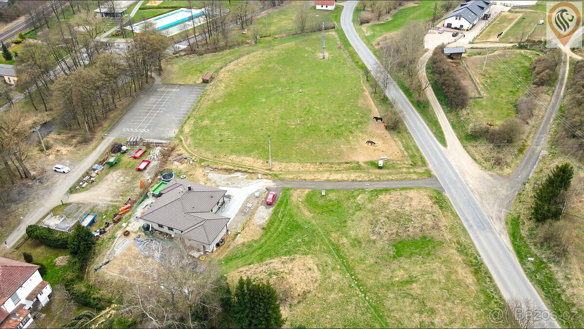 Investiční příležitost: 10 stavebních pozemků se stavebním p