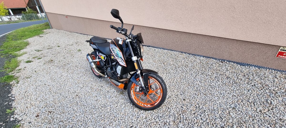 Ktm Duke 690