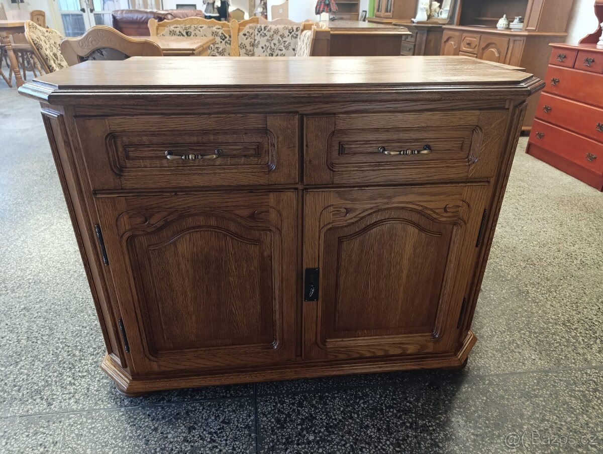 Rustikální komoda, masív, Nábytek s příběhem