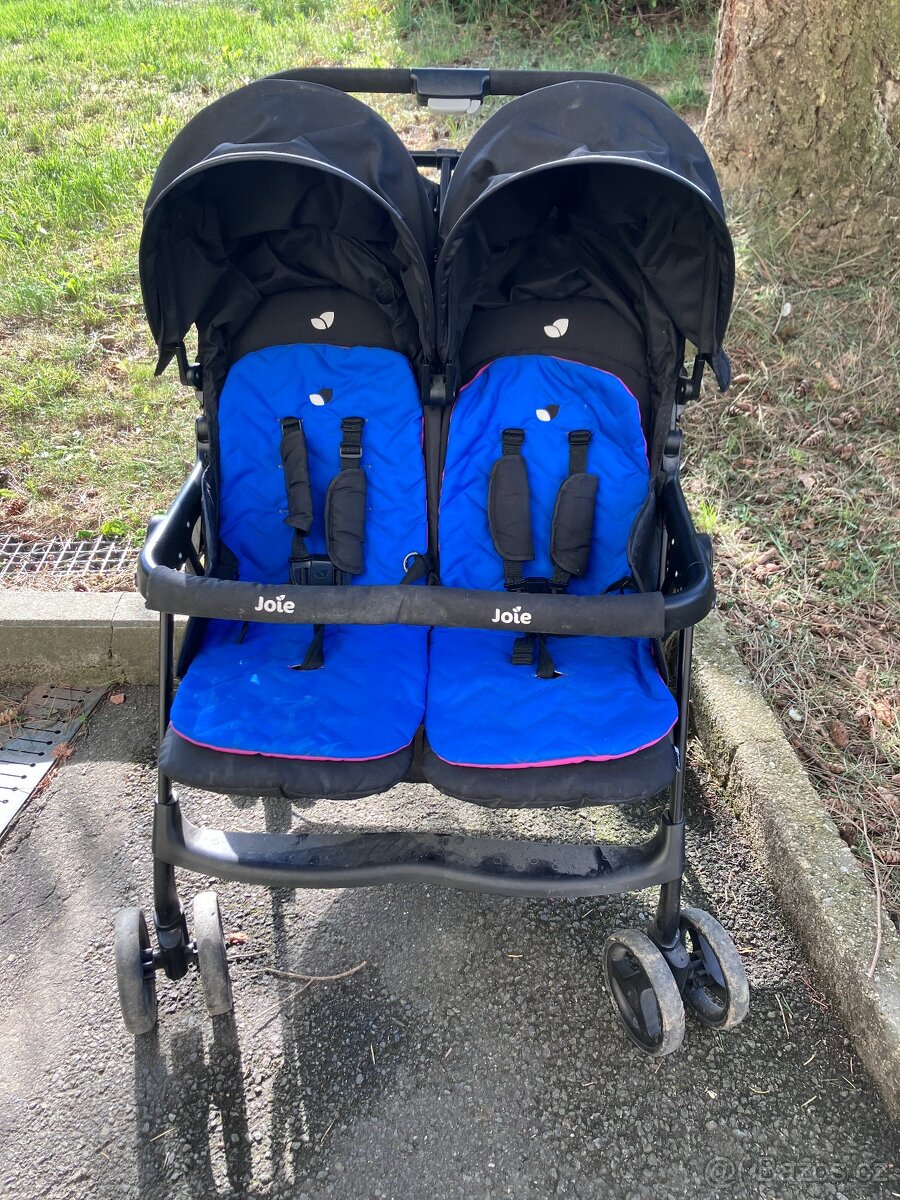 Golfový kočárek pro dvojčata Joie