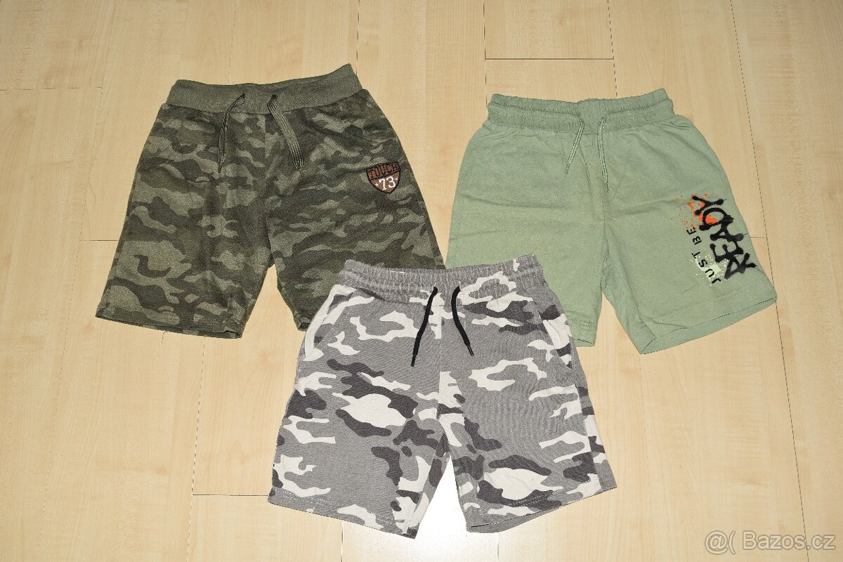 3x kraťasy vel.134/140