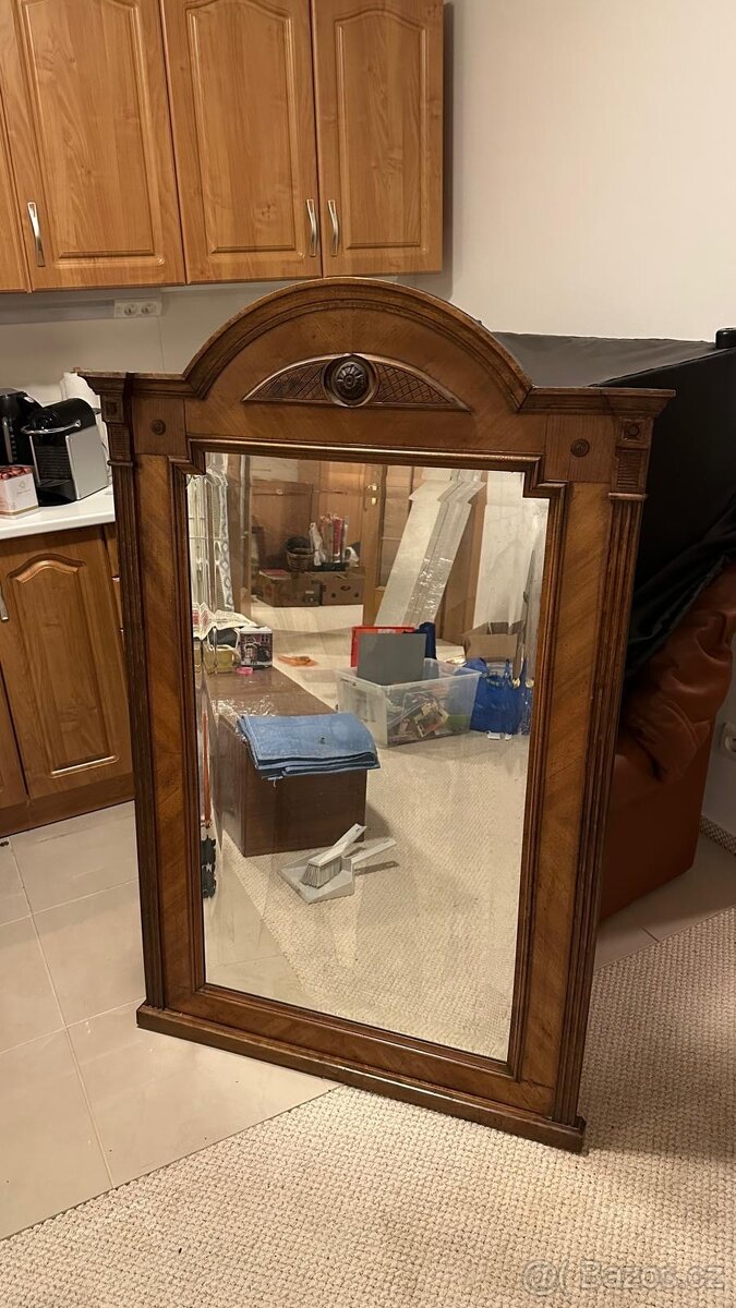 Prodám nástěnné zrdcadlo