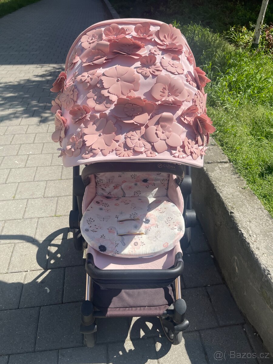 Cybex e priam, 2021 pink Flowers