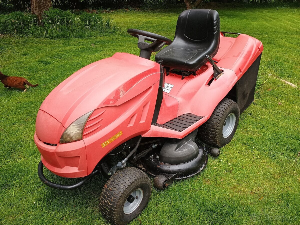 Zahradní traktor Castel Garden TCX 102 Hydro