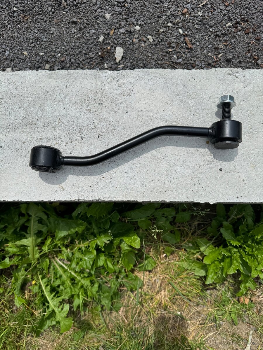 Ford explorer U2/U3 zadní stabilizátory