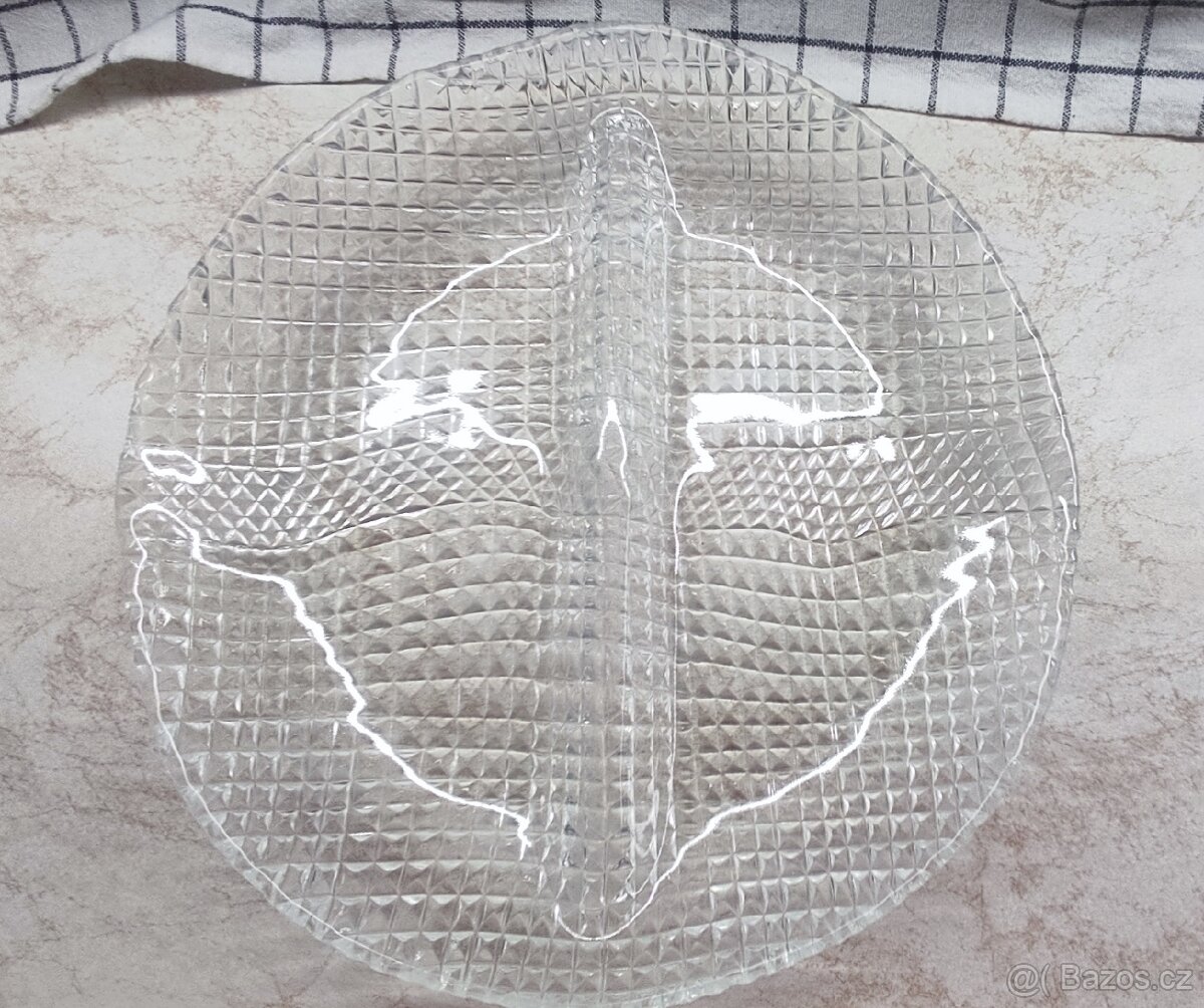 Retro servírovací talíř na keksy dělený