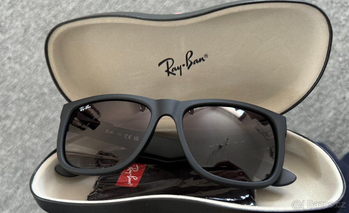 Sluneční brýle Ray-Ban Justin RB4165