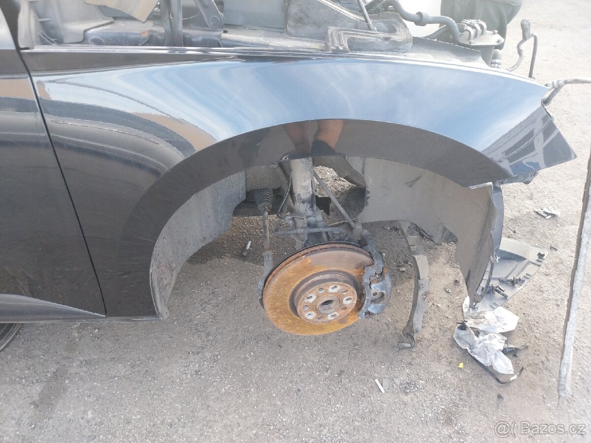 Skoda superb 3 iii pravy predni blatnik