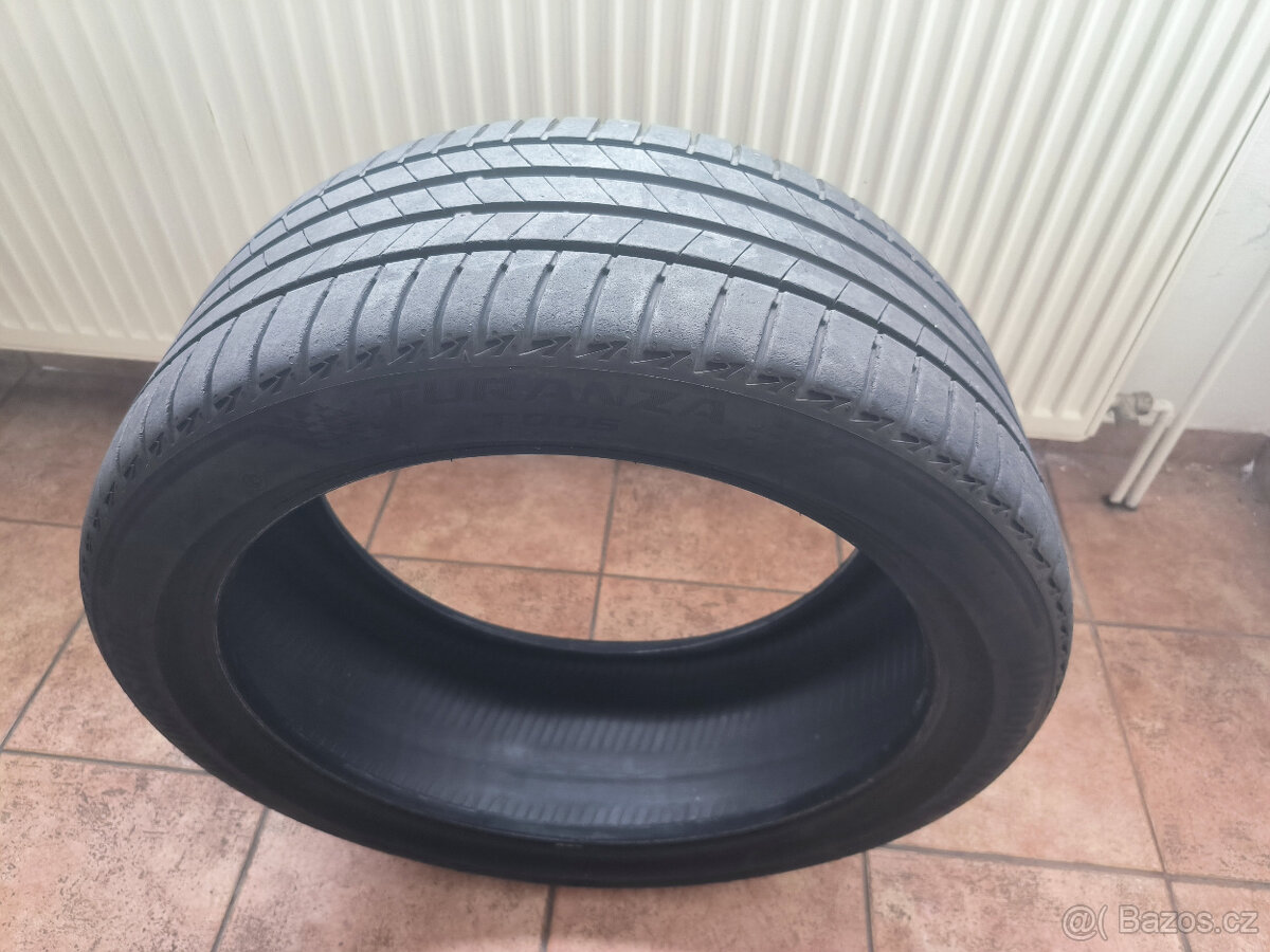 4x letní pneu 245/40 R19 94W Bridgestone - letní.