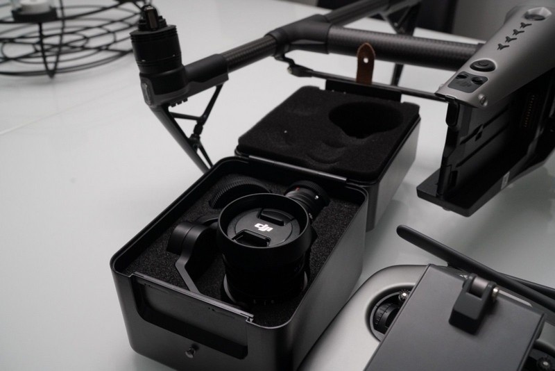 DJI INSPIRE 2 + Zenmuse X5S gimbal, příslušenství, záruka, T