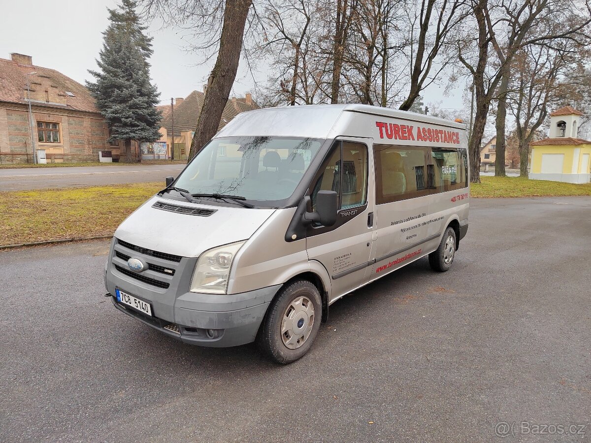 Ford Transit 2.4 TDCi 85 kW - 9 míst - plošina