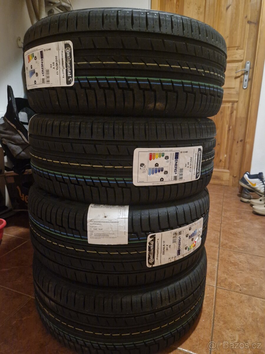 Nové letní pneu Continental 225/45 R17