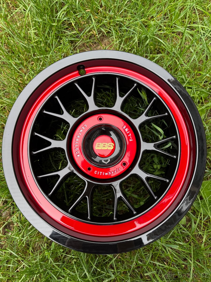 NOVÁ ALU SADA 4x100/4x114,3 R15