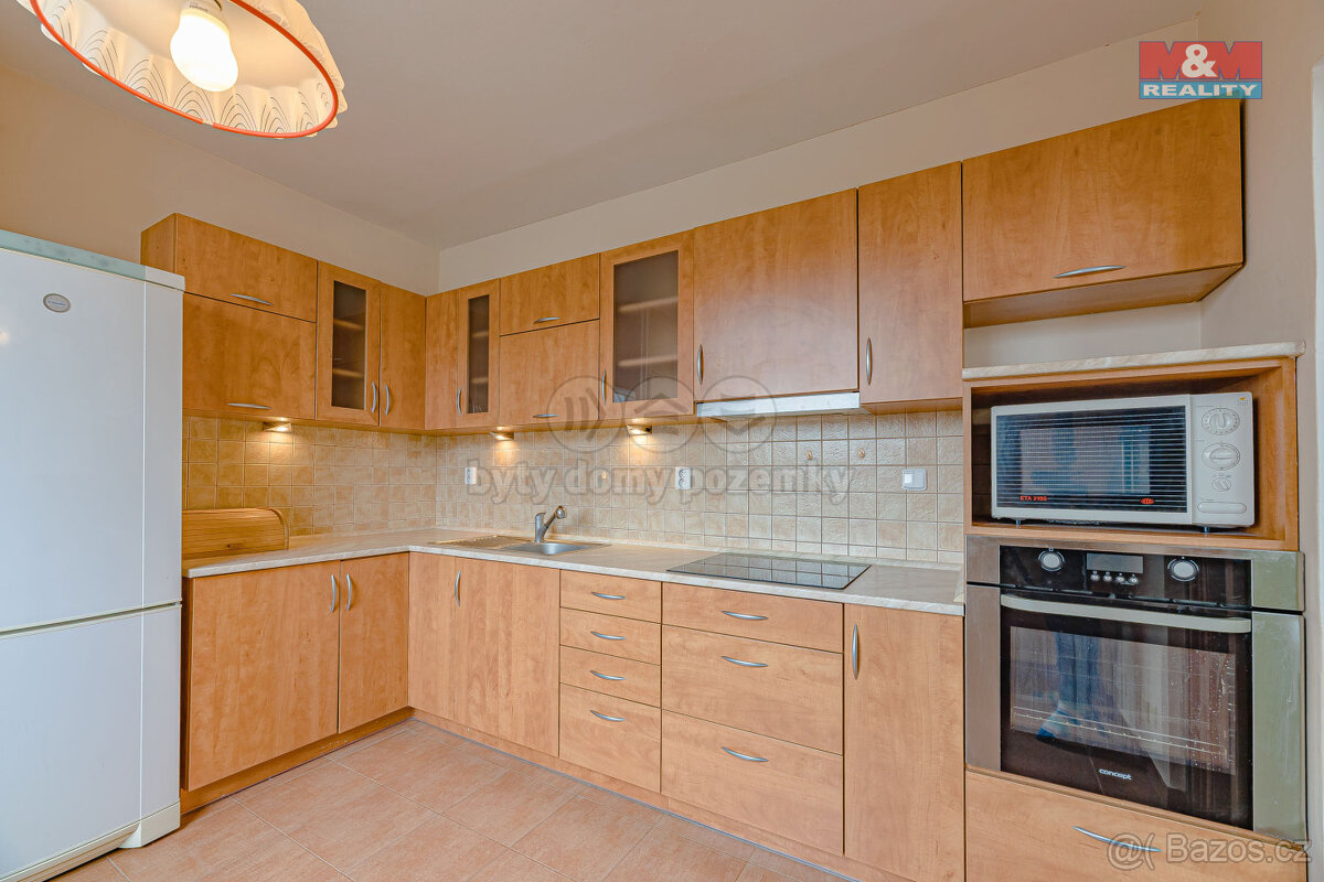 Prodej bytu 3+1, 77 m², Broumov, ul. Československé armády